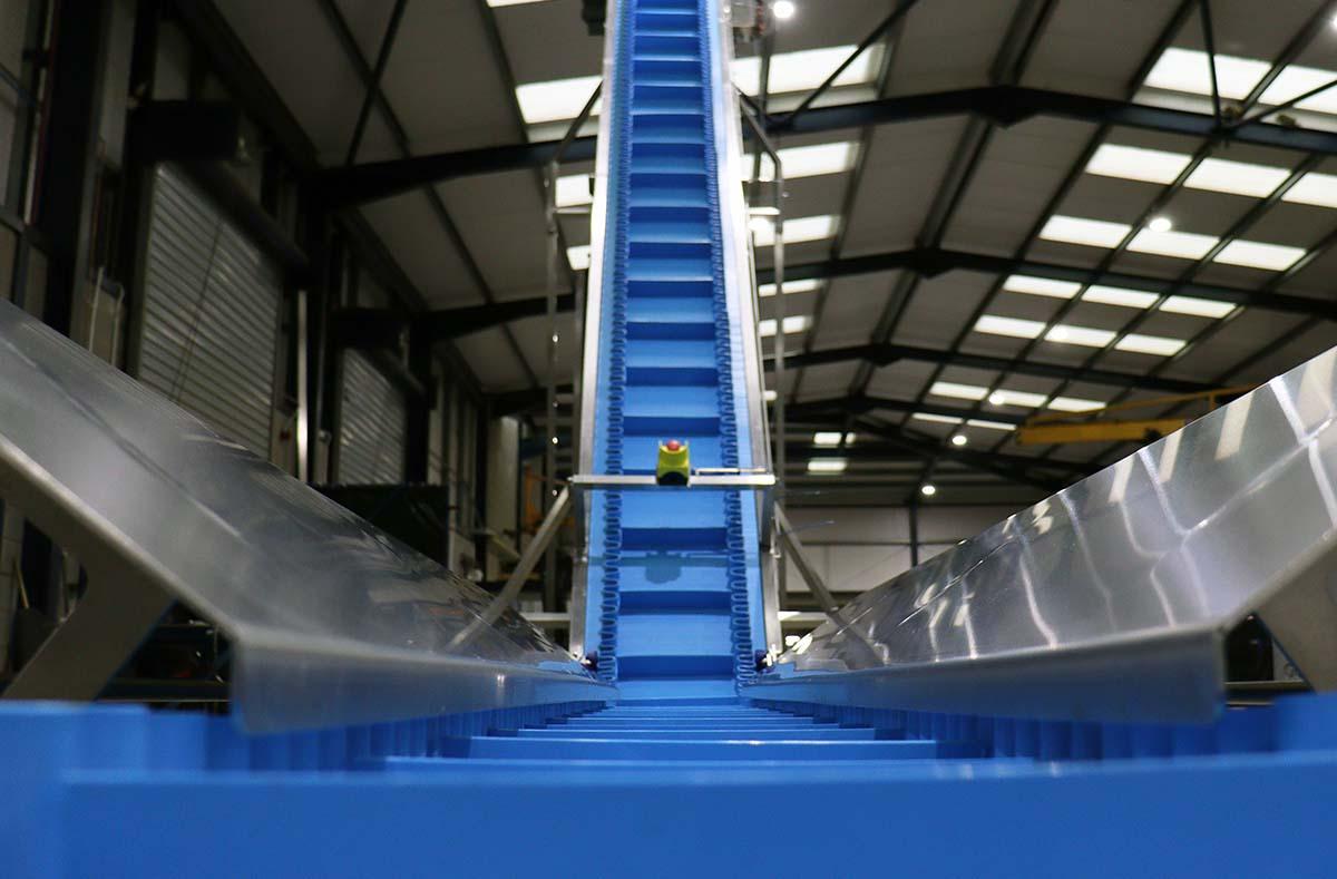 Swan Neck Conveyor from ENE Conveyors | UK & Ireland